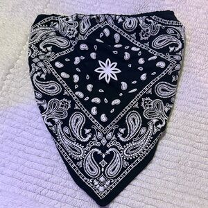 BLUE with WHITE Paisley Print Bandana Top!! Size SMALL..SUPER CUTE for SUMMER!